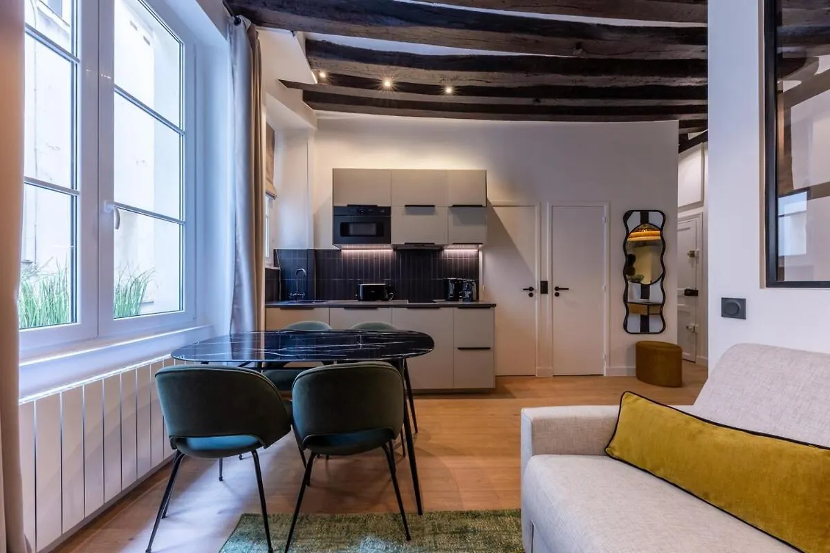 Parisian Luxury Living Rue Dauphine Saint-Germain-Des-Pres Apartment Paris
