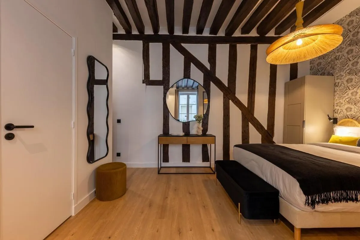Апартаменты Parisian Luxury Living Rue Dauphine Saint-Germain-Des-Pres Франция