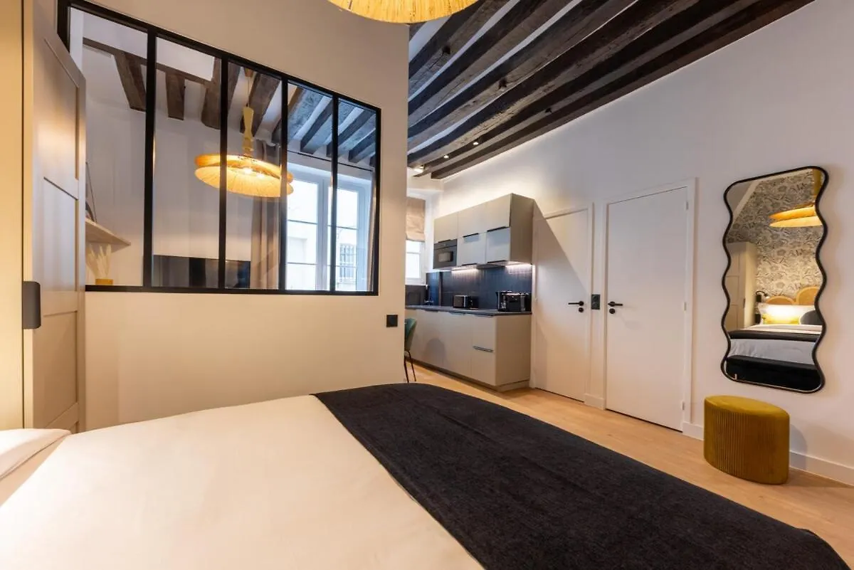 Апартаменты Parisian Luxury Living Rue Dauphine Saint-Germain-Des-Pres